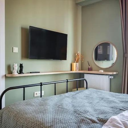 Scandinavian Style Artful In Istanbul